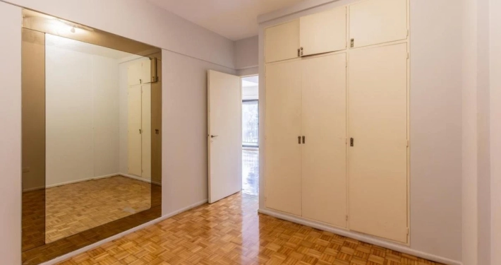 Av. Las Heras al 3400 - Palermo