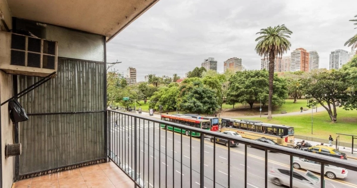 Av. Las Heras al 3400 - Palermo